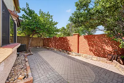 631 Mission Circle, Irving, TX 75063 - Photo 27