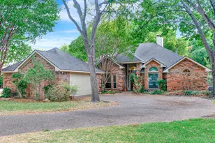 2706 Foxboro Dr, Richardson, TX 75082 - Photo 1