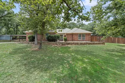 1022 Oak Tree Drive, Fort Worth, TX 76140 - Photo 3