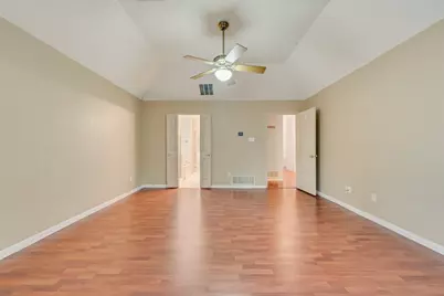 1022 Oak Tree Drive, Fort Worth, TX 76140 - Photo 13