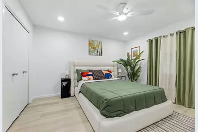 210 Slaughter Street, Arlington, TX 76011 - Photo 3
