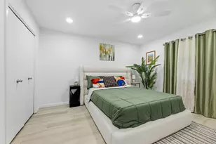 210 Slaughter St, Arlington, TX 76011 - Photo 3