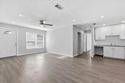 3103 S Edgefield Avenue, Dallas, TX 75224 - Photo 1