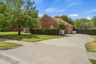 415 Valley View Ln, Krum, TX 76249 - Photo 31