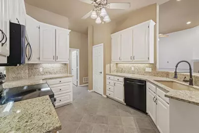 415 Valley View Lane, Krum, TX 76249 - Photo 11