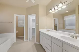 415 Valley View Ln, Krum, TX 76249 - Photo 17