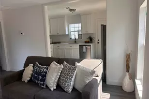 211 Kerby St, Arlington, TX 76013 - Photo 3