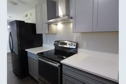 5016 Roberts Drive, The Colony, TX 75056 - Photo 5