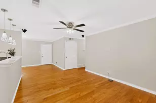 1207 Aransas Dr, Euless, TX 76039 - Photo 9