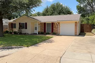 1207 Aransas Dr, Euless, TX 76039 - Photo 1