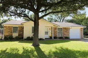 1207 Aransas Dr, Euless, TX 76039 - Photo 1