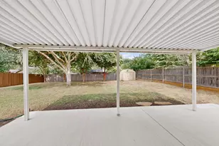 1207 Aransas Dr, Euless, TX 76039 - Photo 37