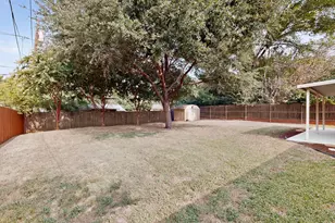 1207 Aransas Dr, Euless, TX 76039 - Photo 39