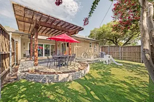 9407 Arborhill Dr, Dallas, TX 75243 - Photo 25