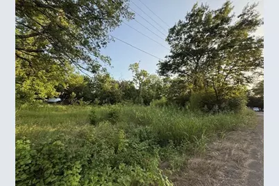 202 Elm Street, Roxton, TX 75477 - Photo 3