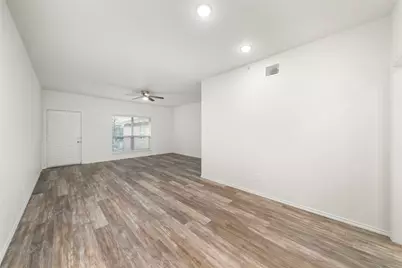 11232 Park Central Place #C, Dallas, TX 75230 - Photo 5