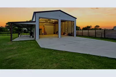 2446 Blackjack Oak Road, Oak Ridge, TX 75161 - Photo 33