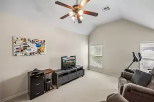 901 Wenk Dr, Aubrey, TX 76227 - Photo 17