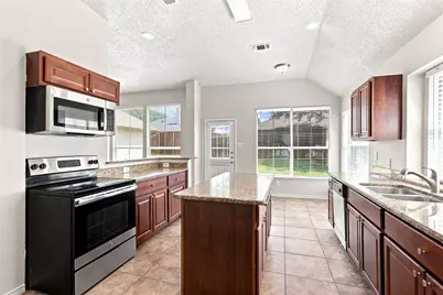 2005 Melissa Diane Street, Mansfield, TX 76063 - Photo 13