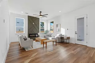 6200 Carlton Garrett St, Dallas, TX 75215 - Photo 15