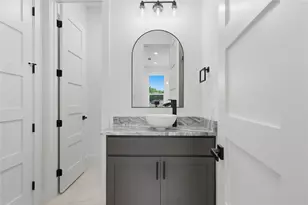 6200 Carlton Garrett St, Dallas, TX 75215 - Photo 7