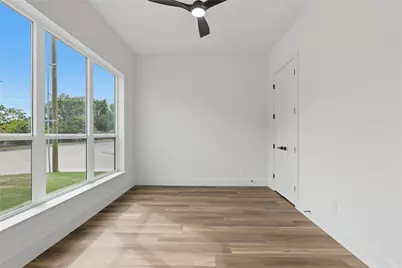 6200 Carlton Garrett Street, Dallas, TX 75215 - Photo 5