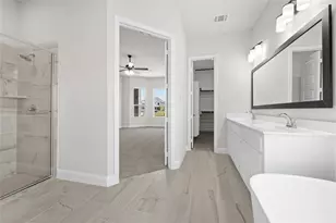 6978 Westlake Dr, Grand Prairie, TX 75054 - Photo 17