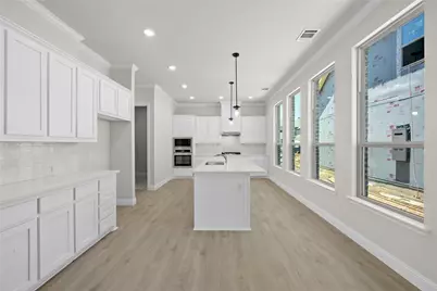 6978 Westlake Drive, Grand Prairie, TX 75054 - Photo 11
