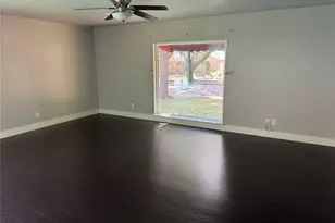 1531 Camelia Dr, Lewisville, TX 75067 - Photo 3