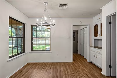 7024 Cheshire Drive, Waco, TX 76712 - Photo 9