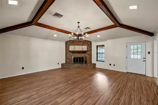7024 Cheshire Dr, Waco, TX 76712 - Photo 3
