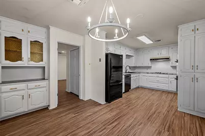 7024 Cheshire Drive, Waco, TX 76712 - Photo 5