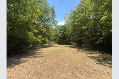 704 E Booth, Paris, TX 75460 - Photo 1