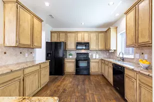 10008 Preston Vineyard Dr, Frisco, TX 75035 - Photo 15