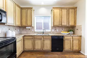 10008 Preston Vineyard Dr, Frisco, TX 75035 - Photo 13