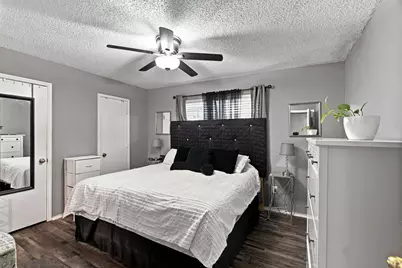 506 W Warrior Trail, Grand Prairie, TX 75052 - Photo 13
