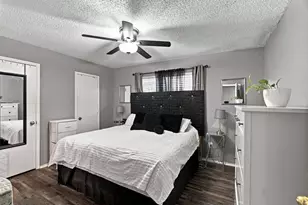 506 W Warrior Trl, Grand Prairie, TX 75052 - Photo 13