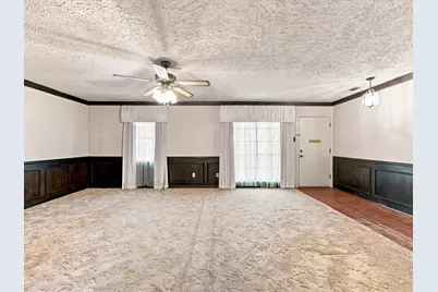 3323 William Brewster Drive, Irving, TX 75062 - Photo 31