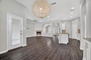 817 Peach Ln, Burleson, TX 76028 - Photo 13