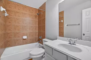 817 Peach Ln, Burleson, TX 76028 - Photo 25