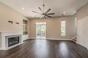 381 E Greenbriar Ln, Dallas, TX 75203 - Photo 21