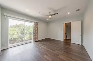 381 E Greenbriar Ln, Dallas, TX 75203 - Photo 21