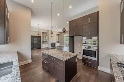 381 E Greenbriar Lane #804, Dallas, TX 75203 - Photo 15