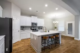 329 Strait Ln, Waxahachie, TX 75165 - Photo 9