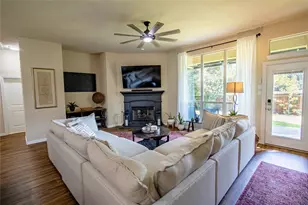 8407 Pecan Creek Dr, Arlington, TX 76001 - Photo 5