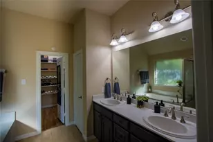 8407 Pecan Creek Dr, Arlington, TX 76001 - Photo 19
