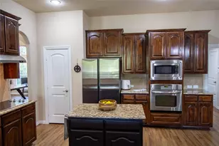 8407 Pecan Creek Dr, Arlington, TX 76001 - Photo 7