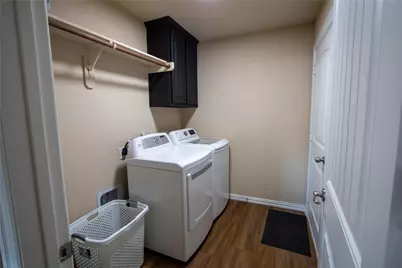 8407 Pecan Creek Drive, Arlington, TX 76001 - Photo 11