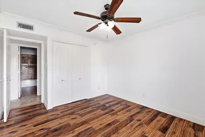 5552 N Colony Boulevard, The Colony, TX 75056 - Photo 23