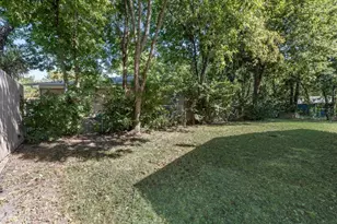 500 Kirven Ave, Waxahachie, TX 75165 - Photo 13